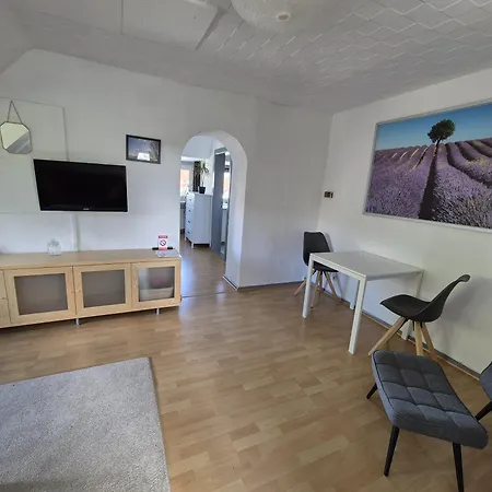 Bed&kitchen Apartment Schleswig