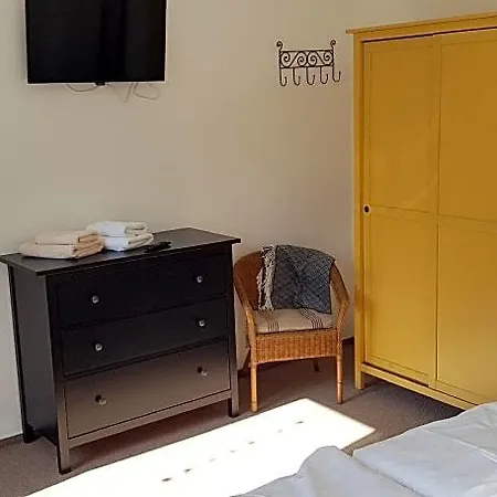 Διαμέρισμα Gaestehaus Bed & Kitchen *