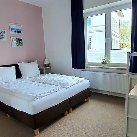 Gaestehaus Bed & Kitchen Διαμέρισμα *